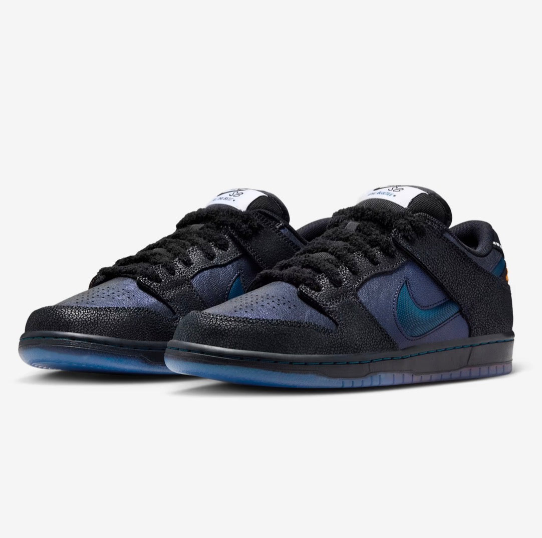 SB Dunk Low  Nike x Bluetile
Pitch Blue and Black