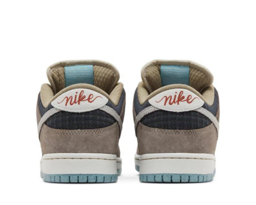 Nike SB Dunk Low "Big Money Savings"