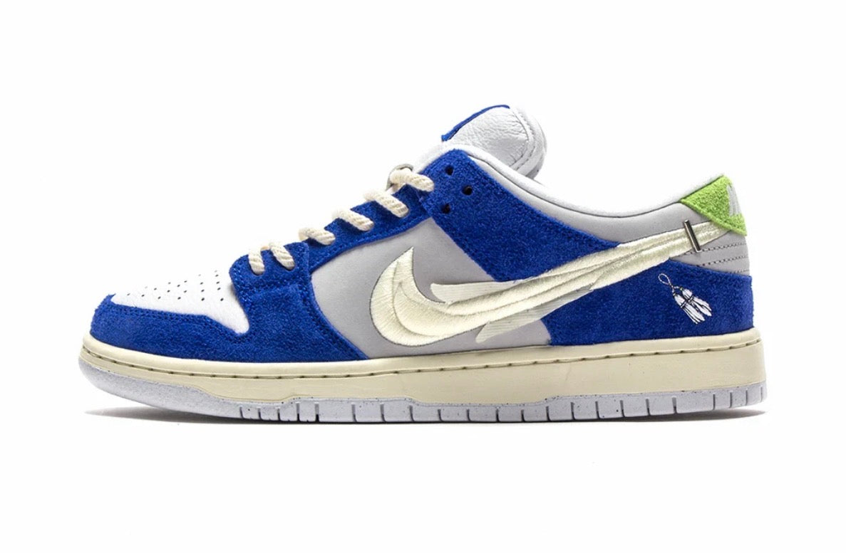 Fly streetwear SB Nike Dunk Low ( Gardenia)