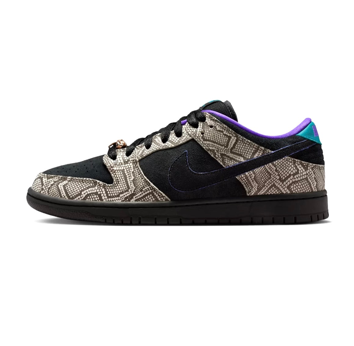 Nike SB Dunk Low x Dashawn Jordan
Bright Spruce