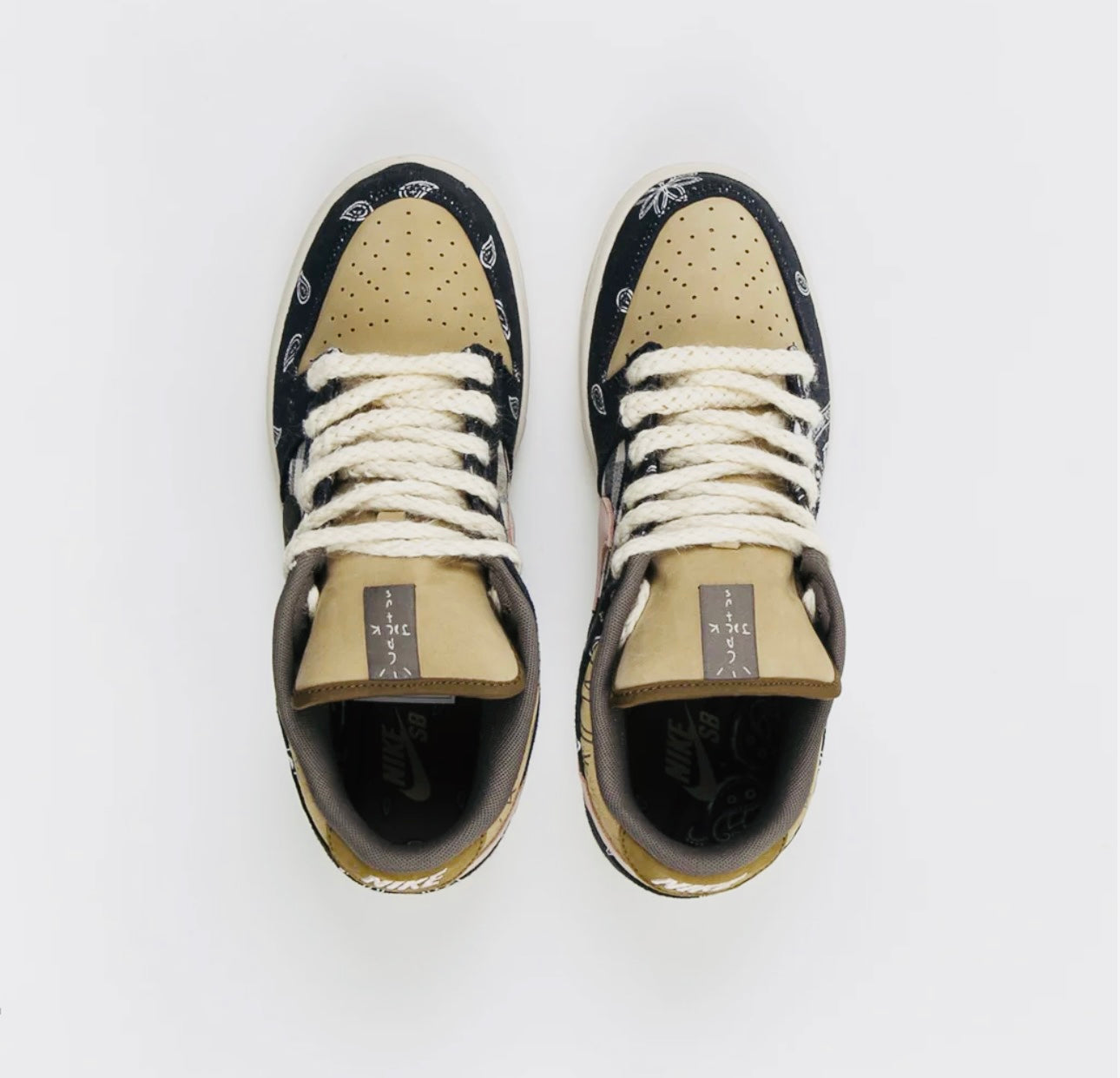 Nike SB Dunk Low Premium Travis Scott Cactus Jack